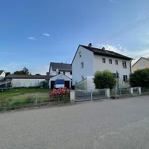 https://ferienwohnung-mit-kche-groem-garten-und-terasse.com-bavaria.com