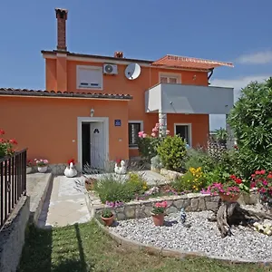 Apartment Magdalena, Pula