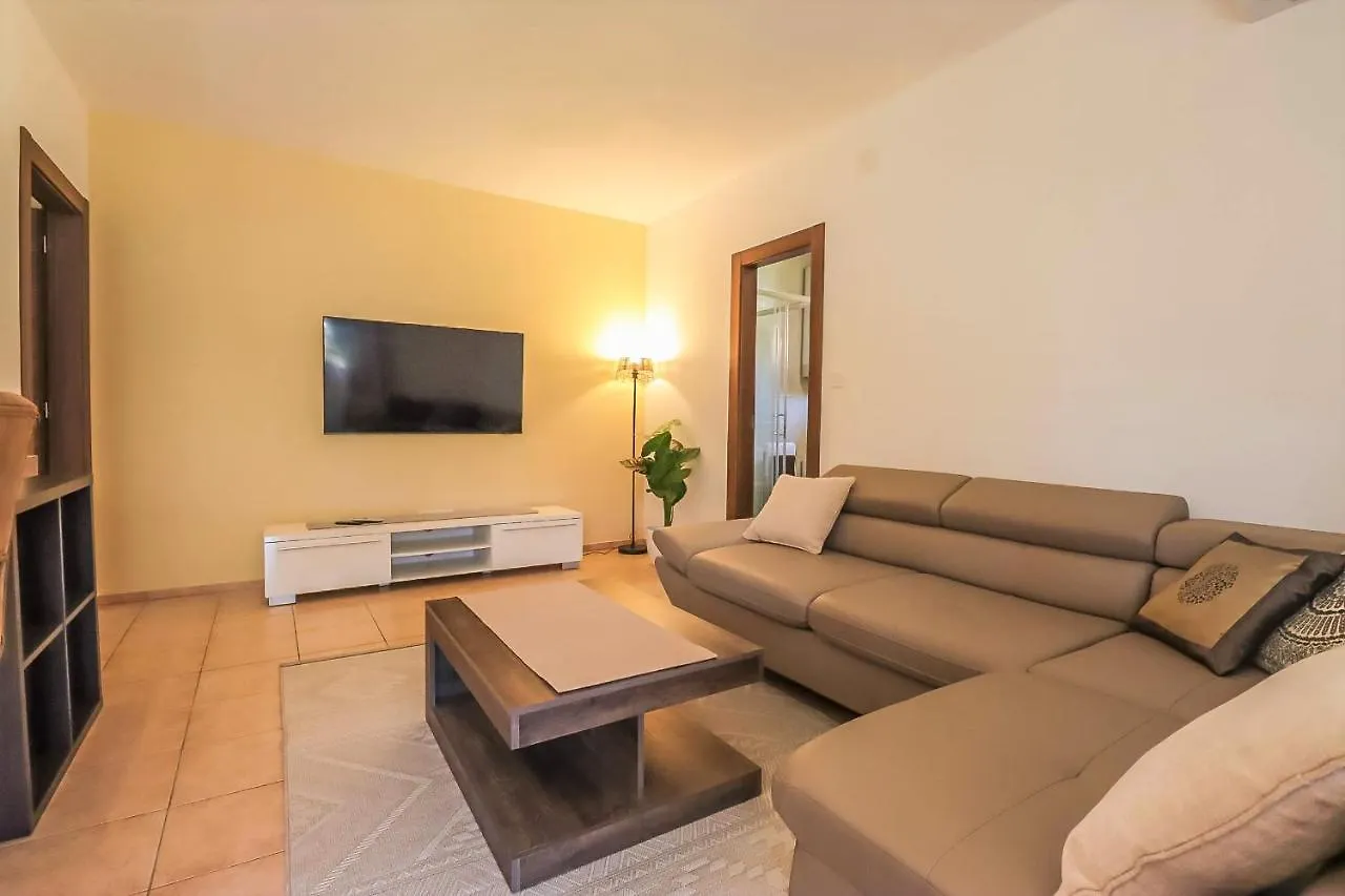Apartments Primo - Pula